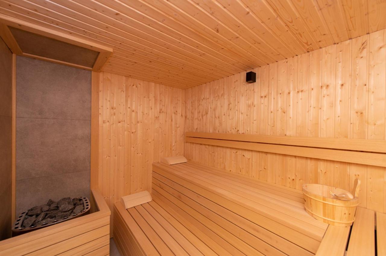 Les Ciases Chalets Dolomites Apt 5 San Vigilio Di Marebbe Bagian luar foto
