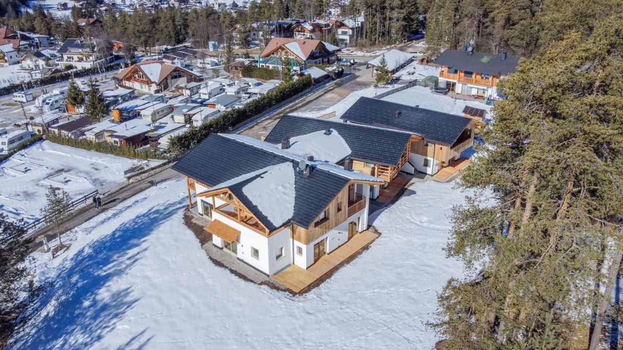 Les Ciases Chalets Dolomites Apt 5 San Vigilio Di Marebbe Bagian luar foto