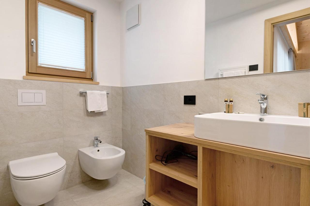 Les Ciases Chalets Dolomites Apt 5 San Vigilio Di Marebbe Bagian luar foto